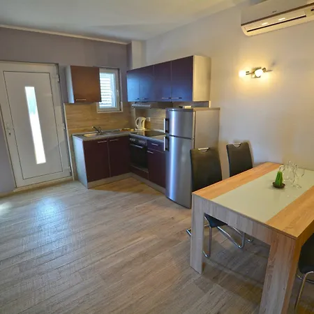 Dubas Apartman Orebić