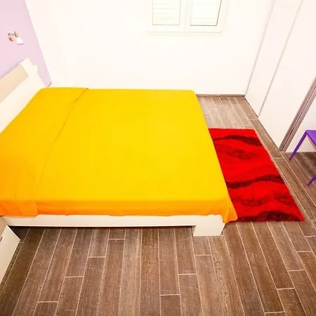 Apartments Dubas *