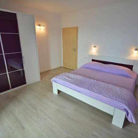 Apartment Apartments Dubas